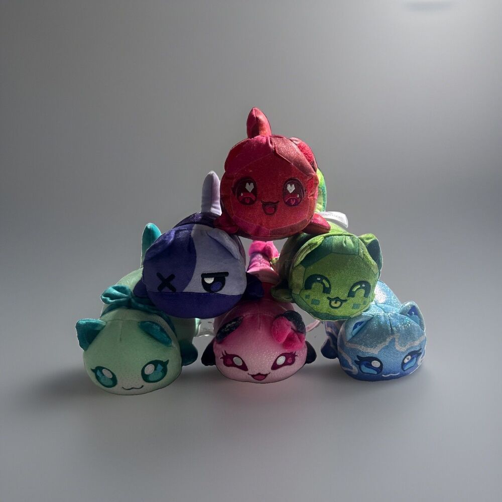 Aphmau MeeMeows Photoed Lot Of 6 Plush Cats